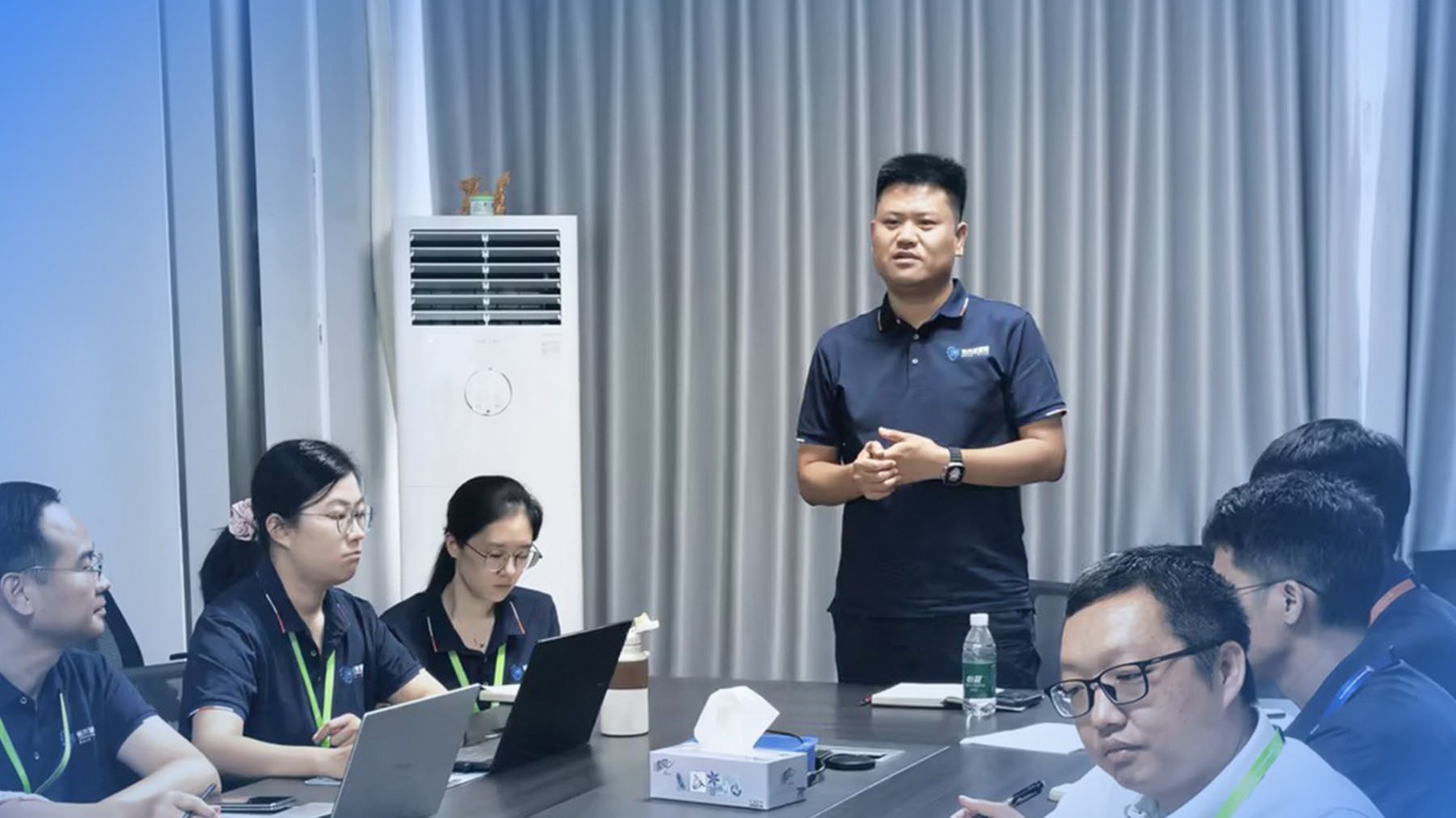 张总发言3.jpg
